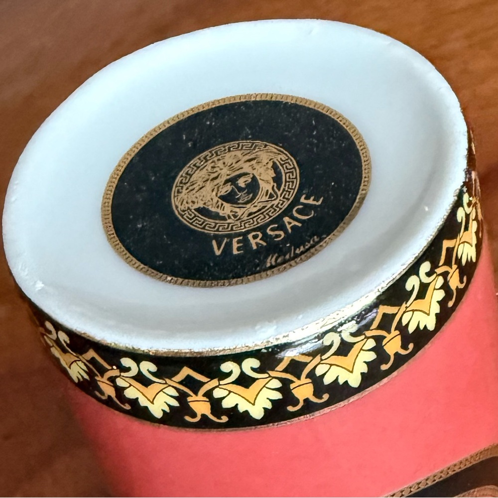 Versace Home, Medusa Coffee Cups and Saucers - Rosenthal  Versace collection - Picture 10 of 16